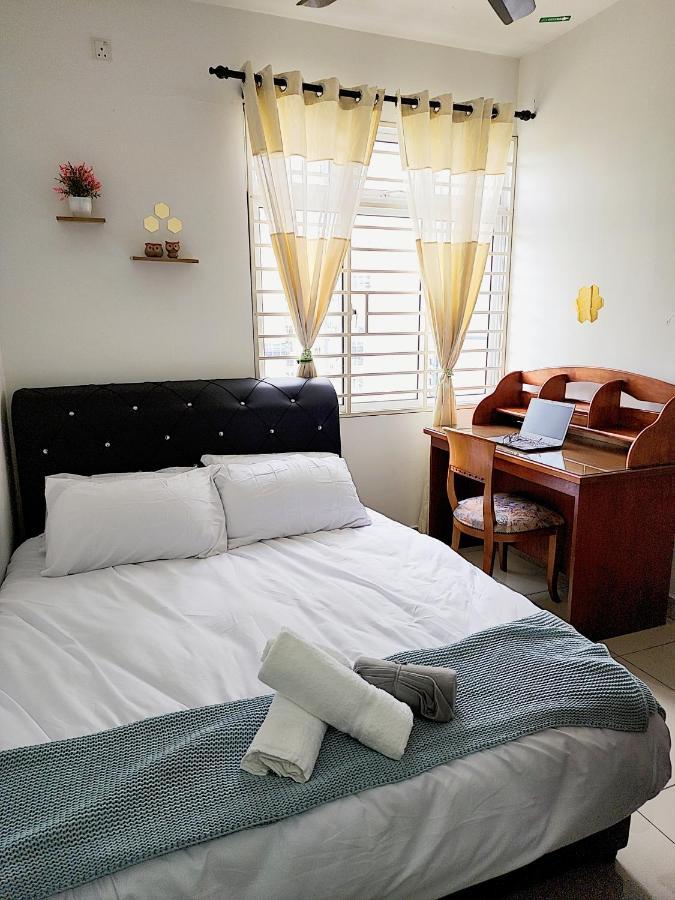 Putrajaya Dwiputra 6 Plus 1 Pax Blissful Fully Air-Con Suite Exterior foto